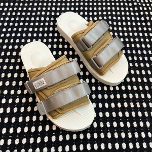 NWOT Suicoke Moto-vs Sandals Unisex M6 W8